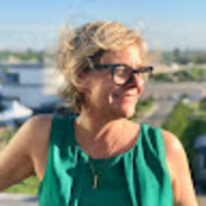 Meet your Posher, Julie